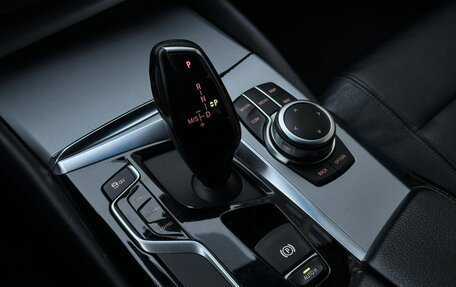 BMW 5 серия, 2018 год, 2 300 000 рублей, 5 фотография