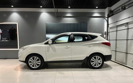 Hyundai Tucson III, 2010 год, 900 000 рублей, 2 фотография