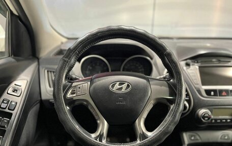 Hyundai Tucson III, 2010 год, 900 000 рублей, 15 фотография