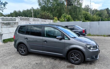 Volkswagen Touran III, 2011 год, 1 265 000 рублей, 14 фотография