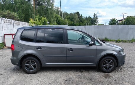 Volkswagen Touran III, 2011 год, 1 265 000 рублей, 17 фотография