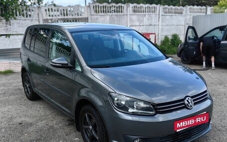 Volkswagen Touran III, 2011 год, 1 265 000 рублей, 13 фотография