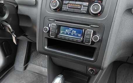 Volkswagen Touran III, 2011 год, 1 265 000 рублей, 29 фотография