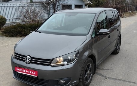 Volkswagen Touran III, 2011 год, 1 265 000 рублей, 28 фотография
