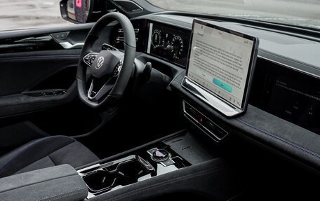 Volkswagen Tiguan, 2025 год, 4 850 000 рублей, 15 фотография