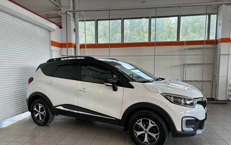 Renault Kaptur I рестайлинг, 2017 год, 1 430 000 рублей, 4 фотография