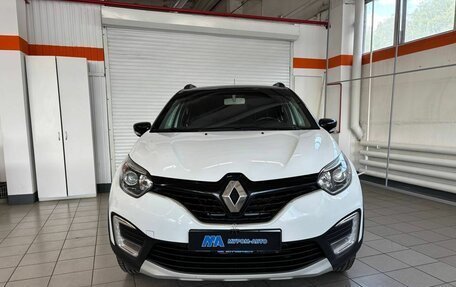 Renault Kaptur I рестайлинг, 2017 год, 1 430 000 рублей, 2 фотография