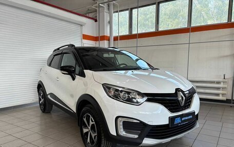 Renault Kaptur I рестайлинг, 2017 год, 1 430 000 рублей, 3 фотография