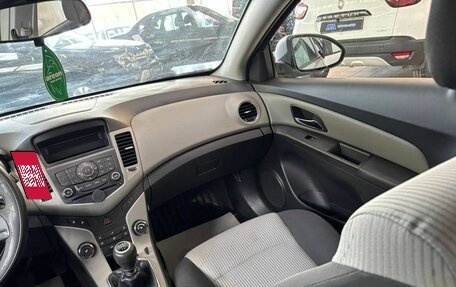 Chevrolet Cruze II, 2012 год, 670 000 рублей, 13 фотография