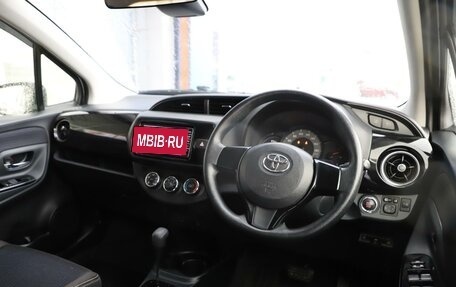 Toyota Vitz, 2018 год, 1 010 000 рублей, 6 фотография