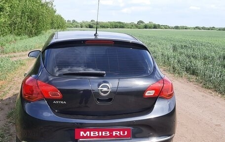 Opel Astra J, 2014 год, 1 000 000 рублей, 3 фотография