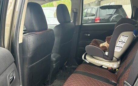 Mitsubishi Outlander III рестайлинг 3, 2019 год, 2 350 000 рублей, 11 фотография