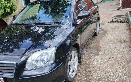 Toyota Avensis III рестайлинг, 2006 год, 930 000 рублей, 3 фотография