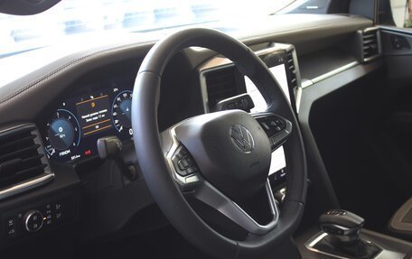 Volkswagen Amarok, 2023 год, 9 200 000 рублей, 16 фотография