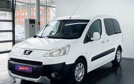 Peugeot Partner II рестайлинг 2, 2010 год, 700 000 рублей, 2 фотография