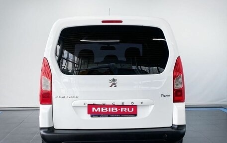 Peugeot Partner II рестайлинг 2, 2010 год, 700 000 рублей, 6 фотография