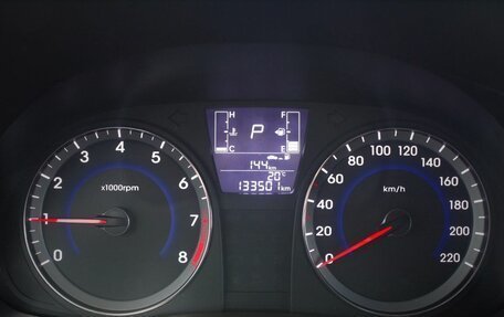 Hyundai Solaris II рестайлинг, 2016 год, 910 000 рублей, 11 фотография
