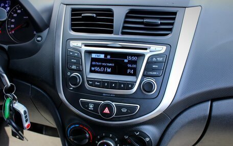 Hyundai Solaris II рестайлинг, 2016 год, 910 000 рублей, 17 фотография