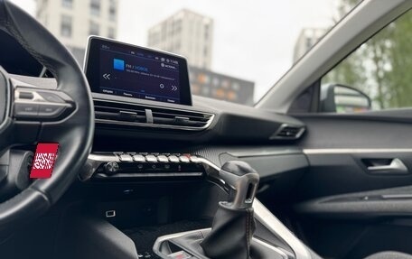 Peugeot 3008 II, 2019 год, 1 675 000 рублей, 10 фотография