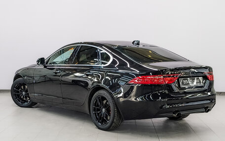 Jaguar XF II, 2016 год, 1 850 000 рублей, 7 фотография