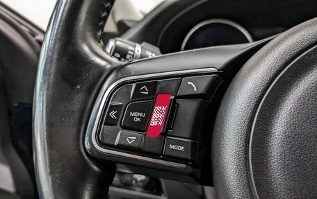 Jaguar XF II, 2016 год, 1 850 000 рублей, 27 фотография