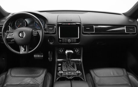 Volkswagen Touareg III, 2013 год, 2 520 000 рублей, 6 фотография