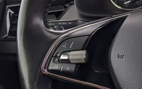 Skoda Rapid II, 2020 год, 1 300 000 рублей, 27 фотография