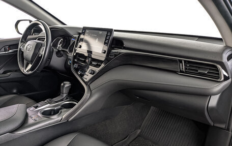 Toyota Camry, 2021 год, 2 950 000 рублей, 13 фотография