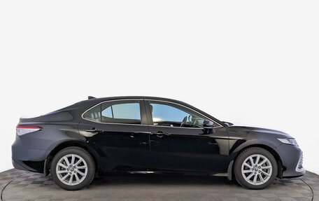 Toyota Camry, 2021 год, 2 950 000 рублей, 4 фотография