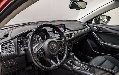 Mazda 6, 2018 год, 1 975 000 рублей, 15 фотография