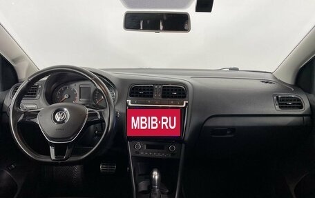 Volkswagen Polo VI (EU Market), 2017 год, 1 220 000 рублей, 16 фотография
