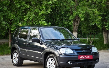 Chevrolet Niva I рестайлинг, 2015 год, 649 000 рублей, 3 фотография