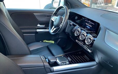 Mercedes-Benz GLA, 2020 год, 2 750 000 рублей, 5 фотография