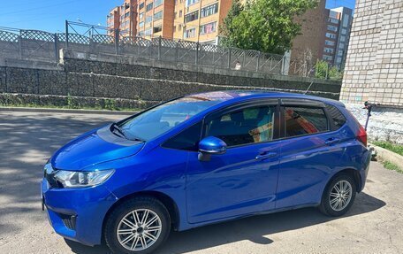 Honda Fit III, 2016 год, 850 000 рублей, 7 фотография