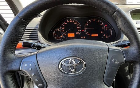 Toyota Avensis III рестайлинг, 2005 год, 650 000 рублей, 9 фотография