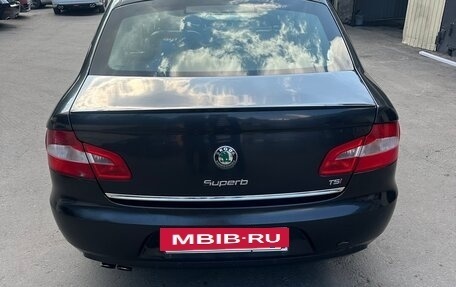 Skoda Superb III рестайлинг, 2011 год, 1 100 000 рублей, 2 фотография