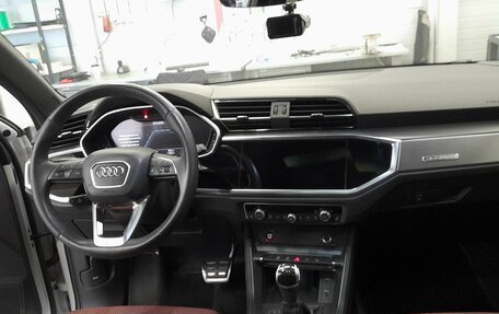 Audi Q3, 2019 год, 3 200 000 рублей, 5 фотография
