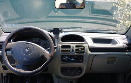 Renault Symbol I, 2005 год, 370 000 рублей, 2 фотография