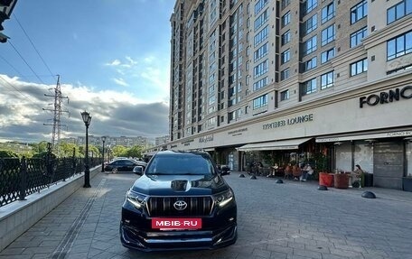 Toyota Land Cruiser Prado 150 рестайлинг 2, 2021 год, 5 700 000 рублей, 8 фотография