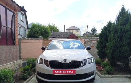 Skoda Octavia, 2019 год, 1 299 000 рублей, 2 фотография
