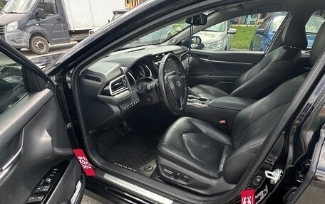 Toyota Camry, 2019 год, 3 200 000 рублей, 7 фотография