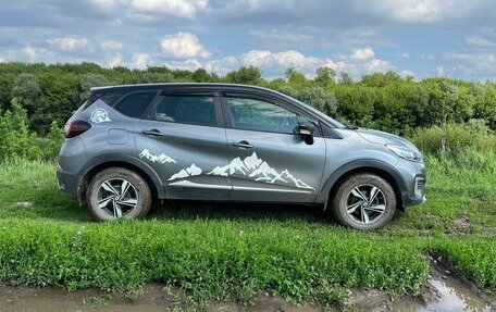 Renault Kaptur I рестайлинг, 2018 год, 1 750 000 рублей, 8 фотография