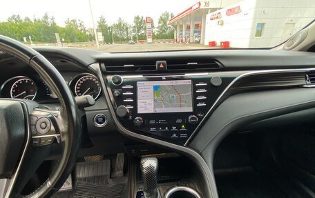 Toyota Camry, 2018 год, 1 890 000 рублей, 18 фотография