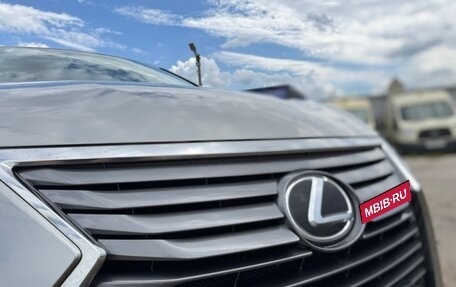 Lexus RX IV рестайлинг, 2018 год, 4 800 000 рублей, 10 фотография