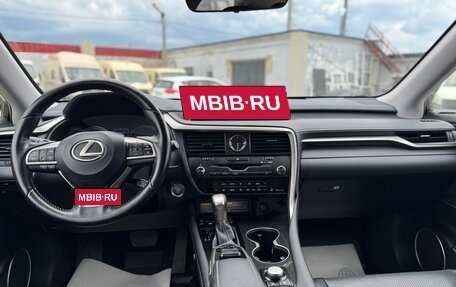 Lexus RX IV рестайлинг, 2018 год, 4 800 000 рублей, 19 фотография