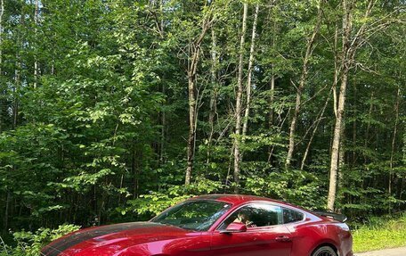 Ford Mustang VI рестайлинг, 2019 год, 3 300 000 рублей, 6 фотография