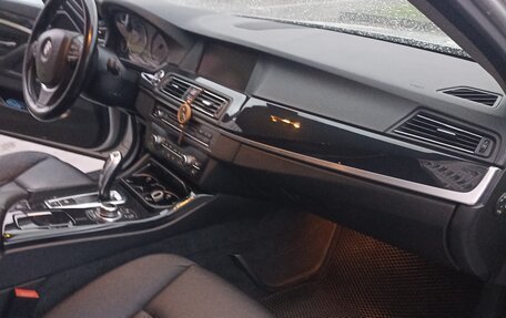 BMW 5 серия, 2010 год, 1 570 000 рублей, 15 фотография
