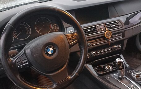 BMW 5 серия, 2010 год, 1 570 000 рублей, 26 фотография