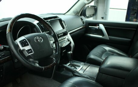 Toyota Land Cruiser 200, 2015 год, 4 120 000 рублей, 14 фотография