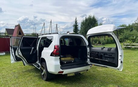 Toyota Land Cruiser Prado 150 рестайлинг 2, 2018 год, 4 475 000 рублей, 8 фотография